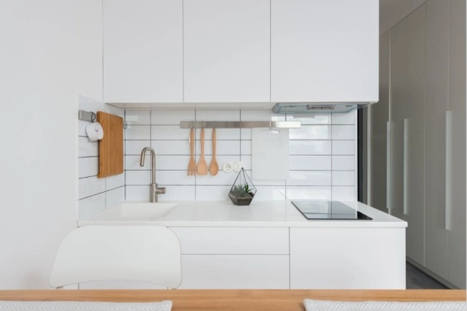 How to Choose the Perfect Kitchen Backsplash Tile (Complete Guide)
