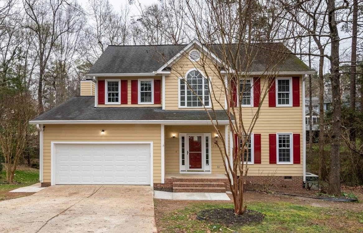 Garage Door Repair Made Simple: Top Tips for Common Issues 