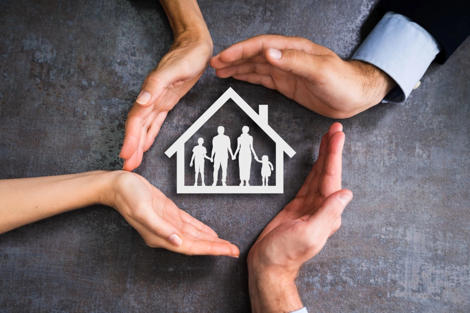 Luxury Property Management: Elevating Homes with White Glove Service | Kenna Real Estate -