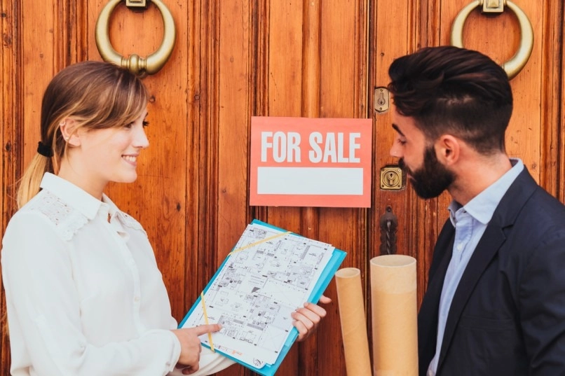 Navigating Home Buying with Cash Offers: Pros and Cons