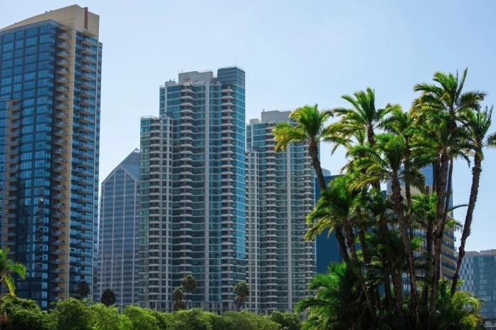 Pros and Cons of Living in North Hollywood: What to Expect -