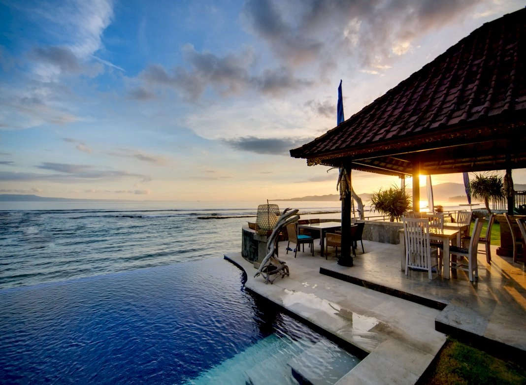 4 Tropical Places to Establish New Roots
