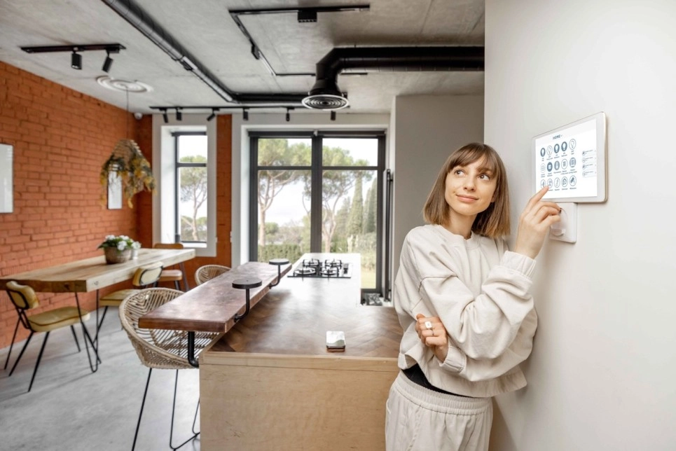 Sell Smarter: Must-Know Home Staging Trends for 2025