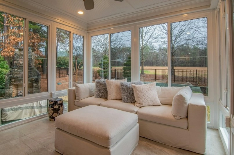 Simple Ways to Know When Your Home Windows Are Due for an Upgrade