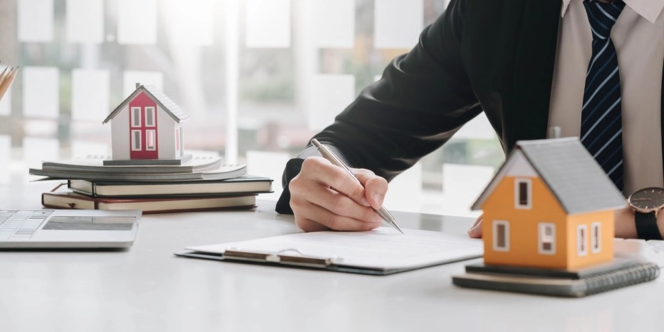Simplify Your Home Sale with Trusted Local Experts