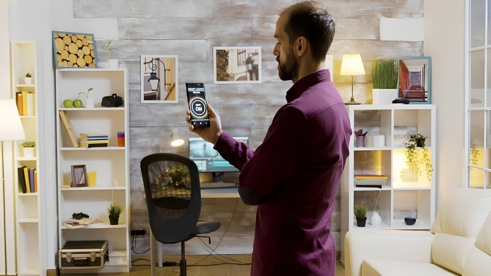Smart Home Technology for the Modern New Construction Home -