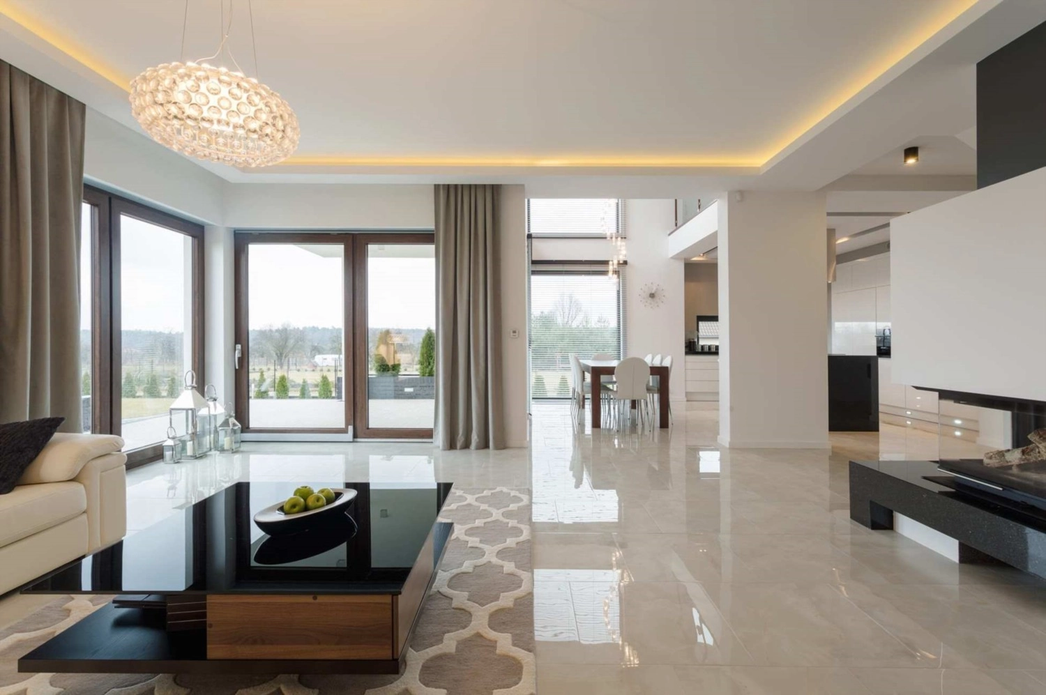 The Benefits of High-End Property Investments: Why They Are Worth It