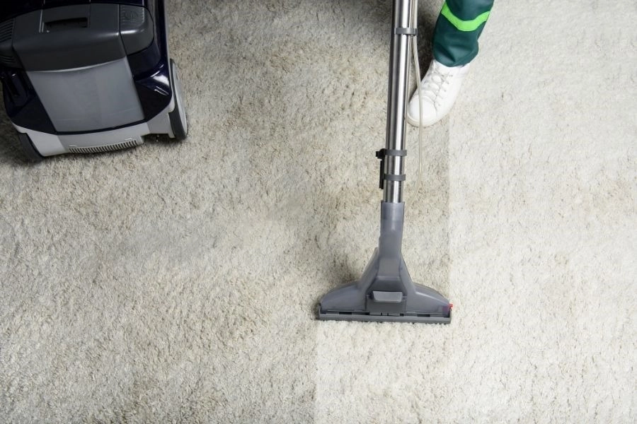 The Best Times to Deep Clean Your Carpeting -