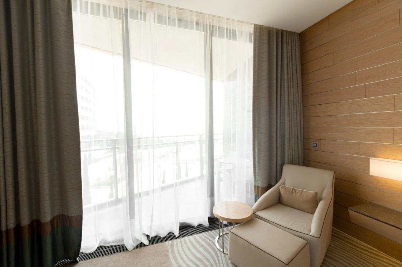 Transform Your Home with Sheer Linen Curtains: A Breath of Elegance and Light The Kenna Real Esta...