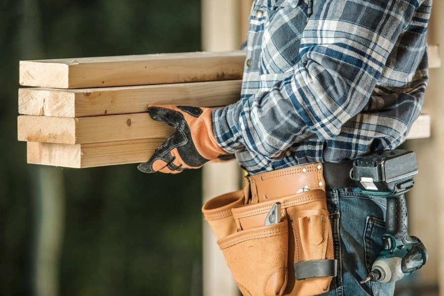Types of Contractors That You Can Hire -