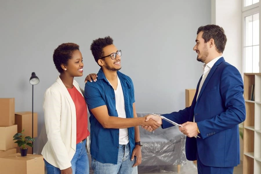 Using Large-Format Printers To Sell More for Realtors