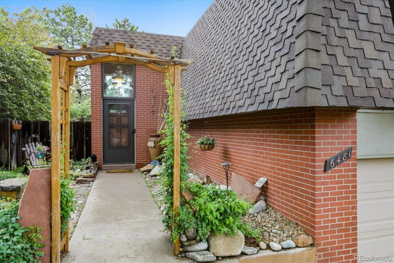 What Are Off-market Properties? -
