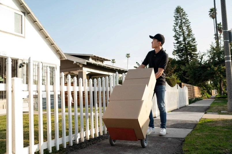 What Happens to Your Stuff During a Gap Between Homes?