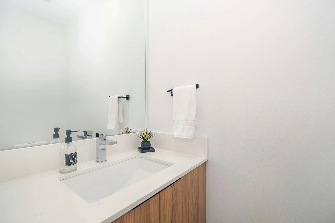 What to Consider When Planning a Complete Bathroom Makeover