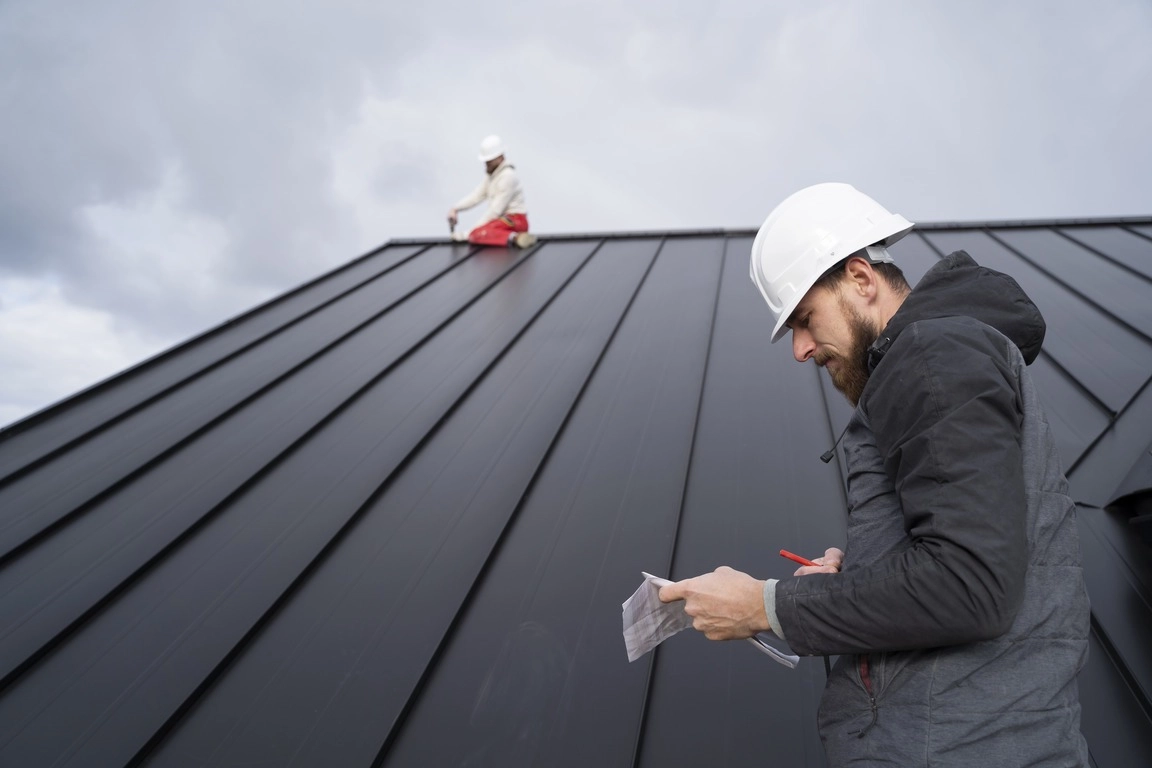 When to Repair vs. Replace Your Roof: A Homeowner’s Checklist