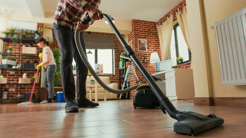 10-Minute Daily Cleaning Habits That Keep Your Home Ready for Showings