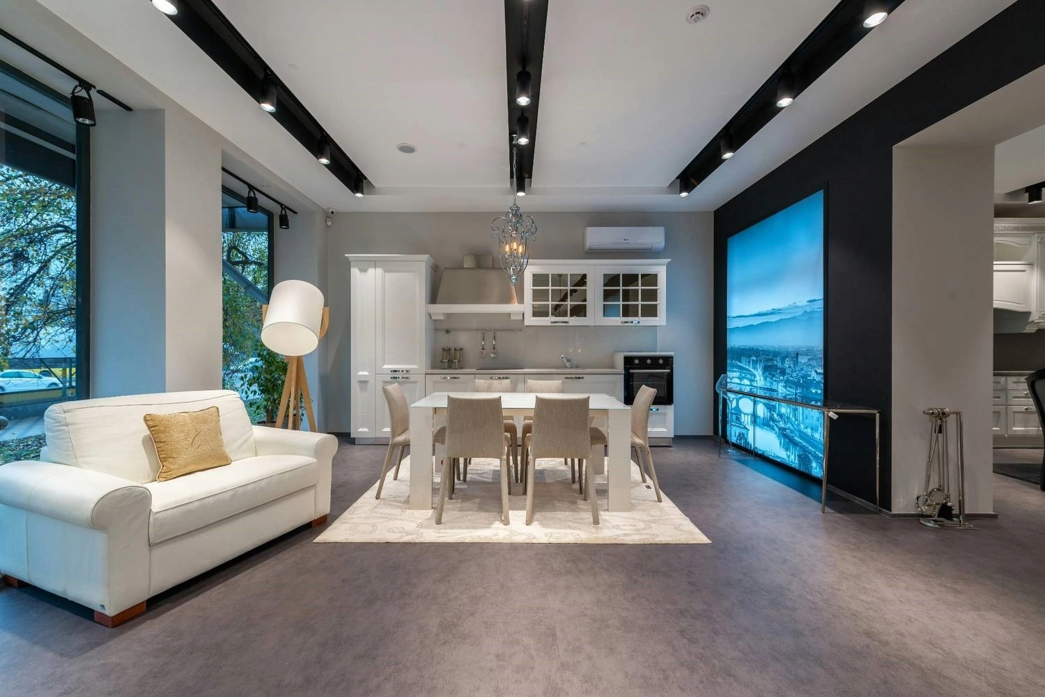 10 Ways a Condominium Management Company Adds a Luxury Touch to Your High-End Home