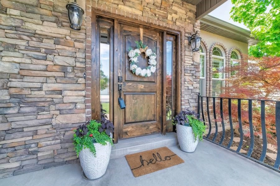 4 Front Door Ideas To Make Your Entryway Stand Out
