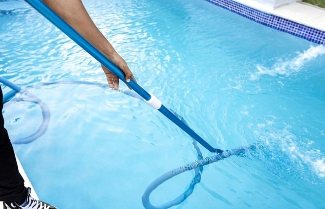 9 Tips for Keeping Your Pool Clean
