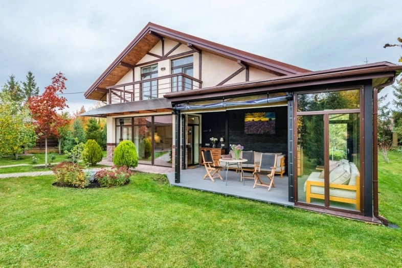 Artificial Grass: A Smart Investment for a Beautiful Lawn -