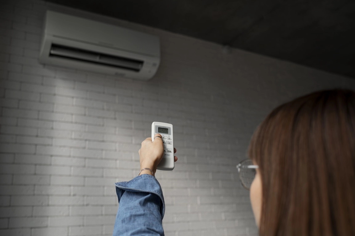 Beat the Heat, Not Your Budget: Tips to Reduce Air Conditioning Costs