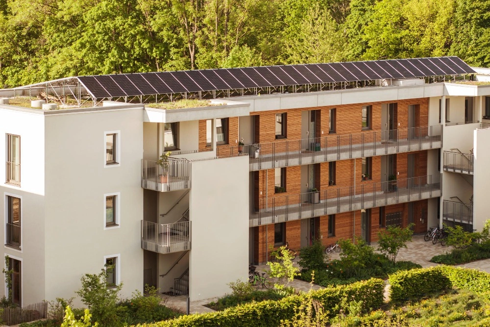 Benefits Of Powering Building Apartments Using Solar Panels -
