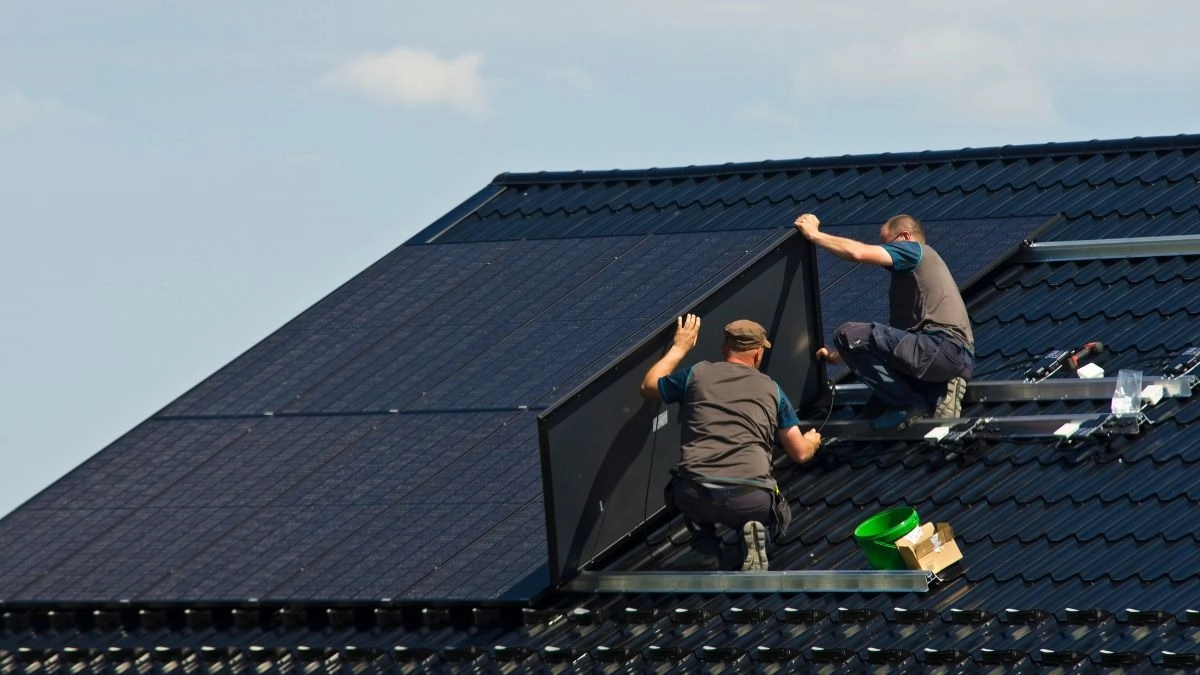 Busting 3 Myths About Home Solar Panel Systems | Solar Panels -