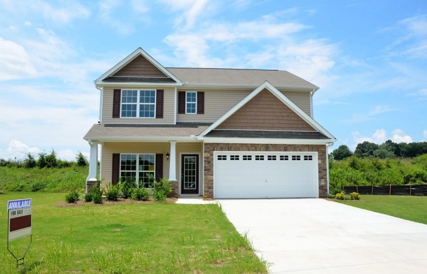 Climate, Culture, and Community Differences for Homebuyers in Colorado VS Texas