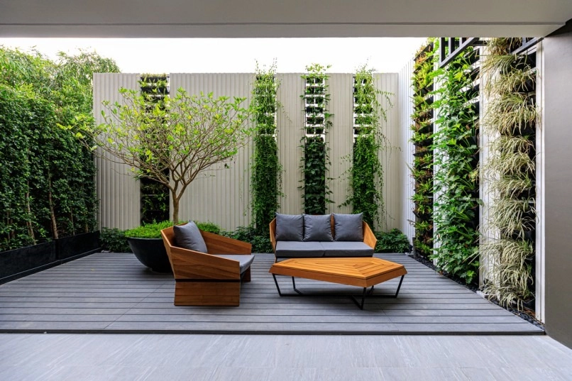 Designing with Greenery: Where Professionals Source High-Quality Planters