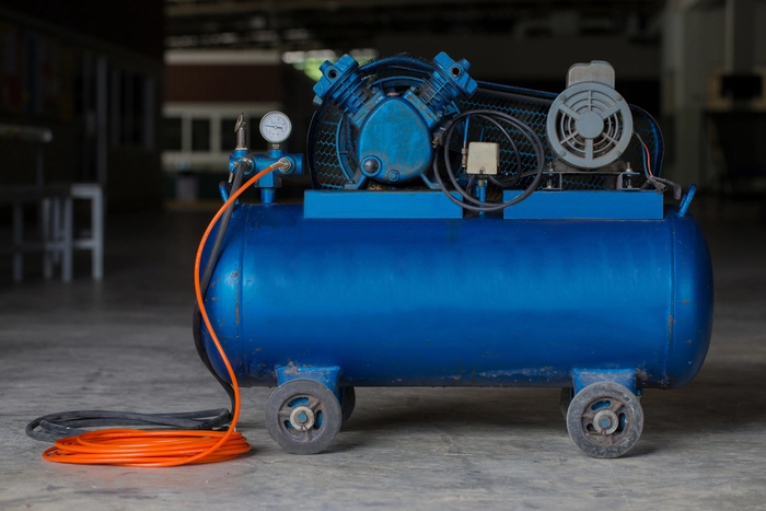 Compressed Air for drain cleaning