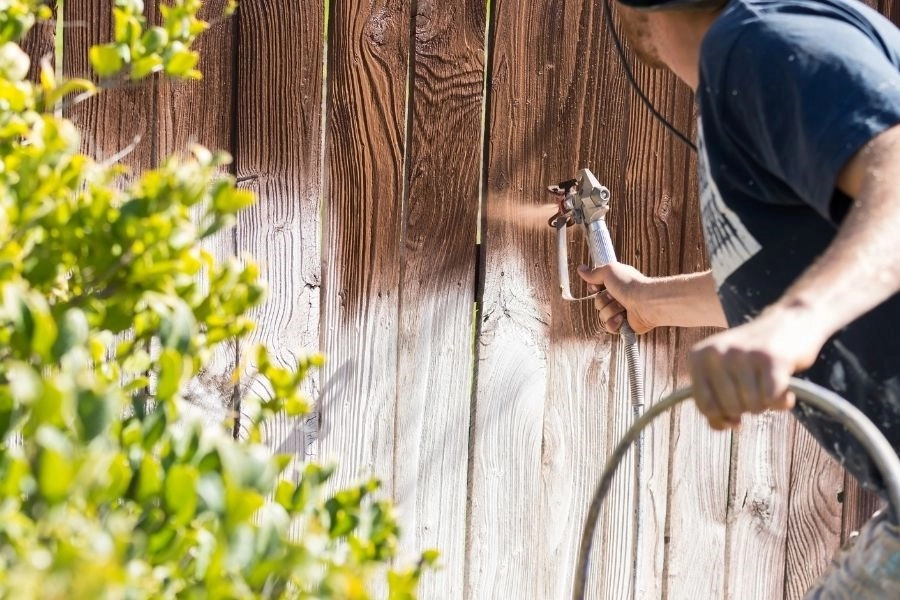 How To Protect Your Fence From the Winter Weather -