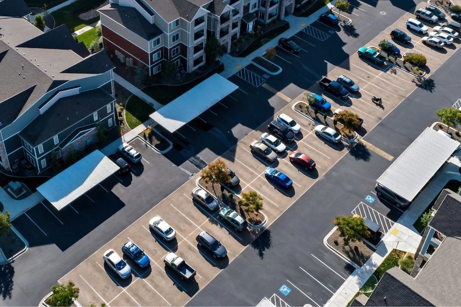 How To Reduce Parking Problems at Your Apartment Complex -