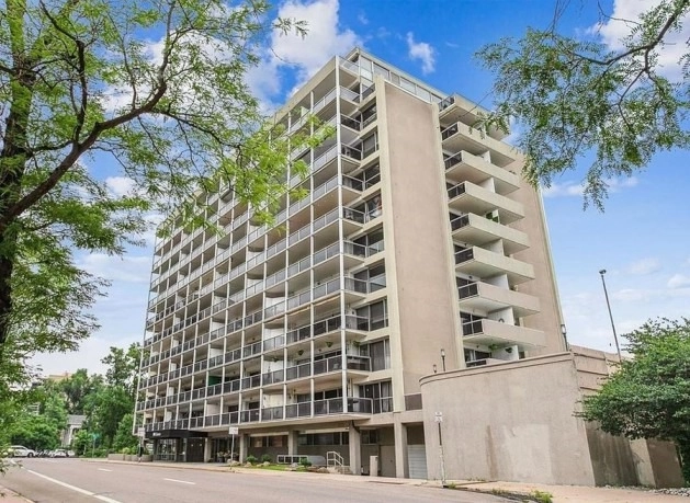 LIVE IN FABULOUS CAPITAL HILL NEIGHBORHOOD IN A TRENDY DENVER HIGHRISE - ITS A HUD! 888 LOGAN #3C...