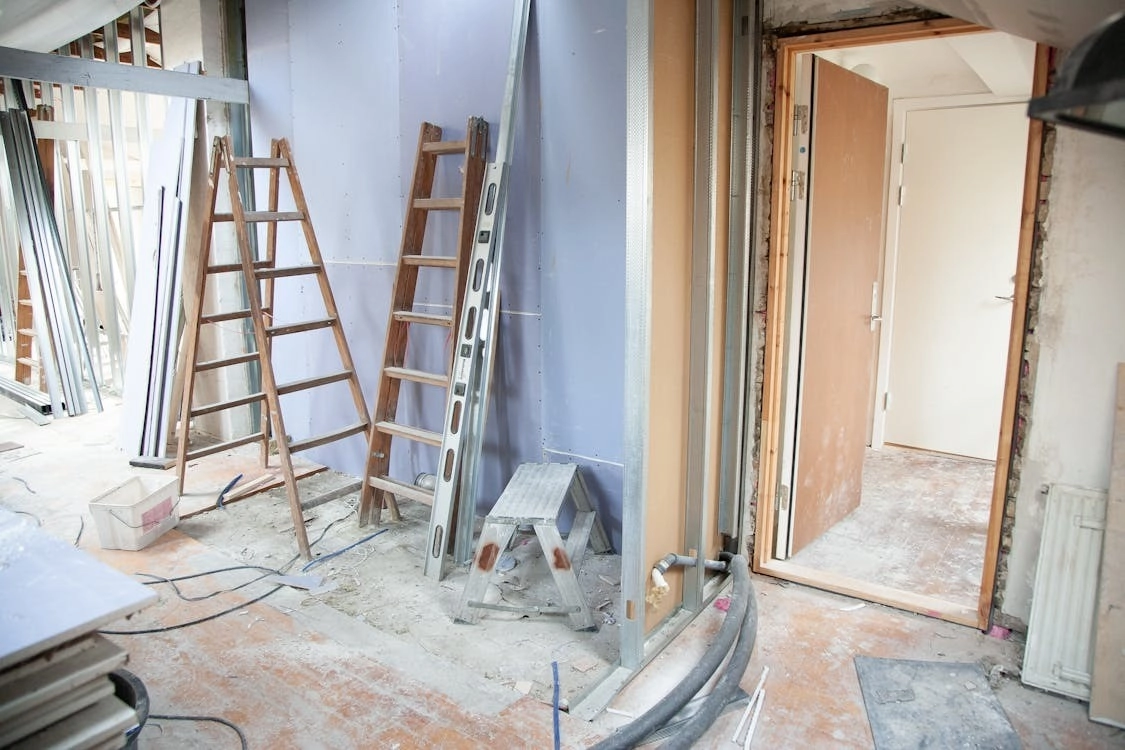 Eco-Friendly Home Renovations: A Guide to Managing Construction Waste. -