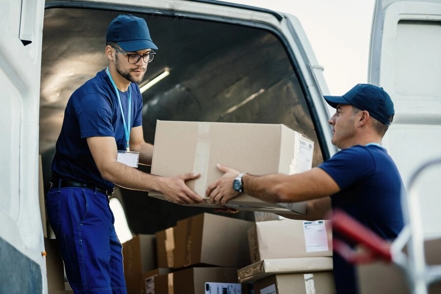 Moving From Phoenix to Scottsdale, AZ with Moving at Ease -