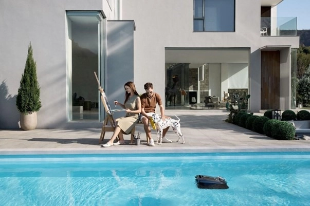 Robot Pool Cleaner: How to Get a Pool Ready for Summer?