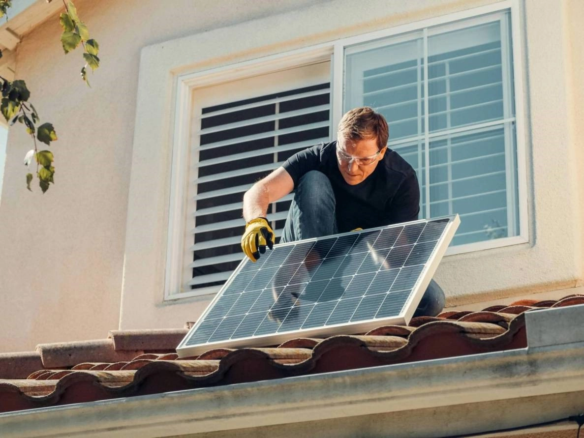 Sustainable Living: Integrating Renewable Energy and EV Charging in Your Home Design -