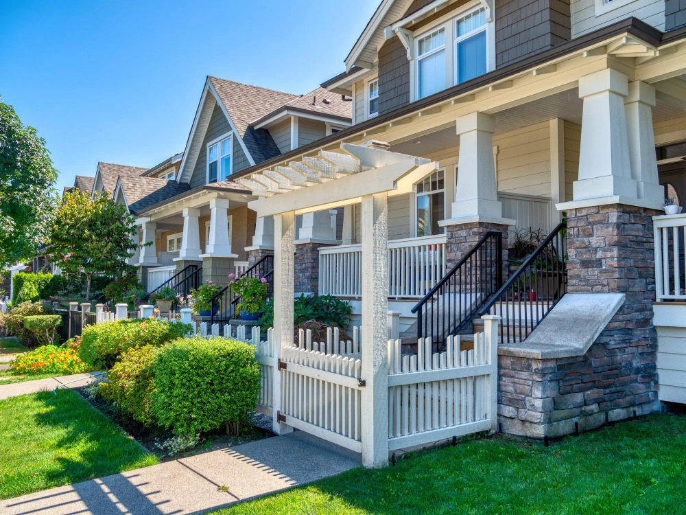 Housing Options: Pros and Cons of Different Types of Housing -