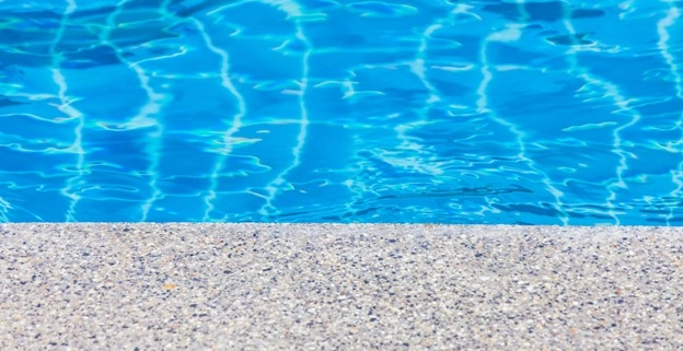 The Rise of Zero-Edge Pools: Modern Elegance in Commercial Spaces