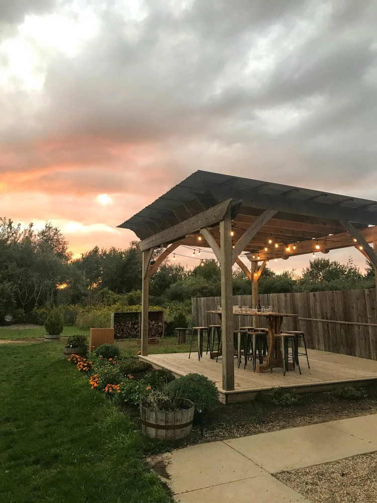 Timber Frame Pavilions in Leesburg, VA: A Stunning And Sustainable Outdoor Living Solution -