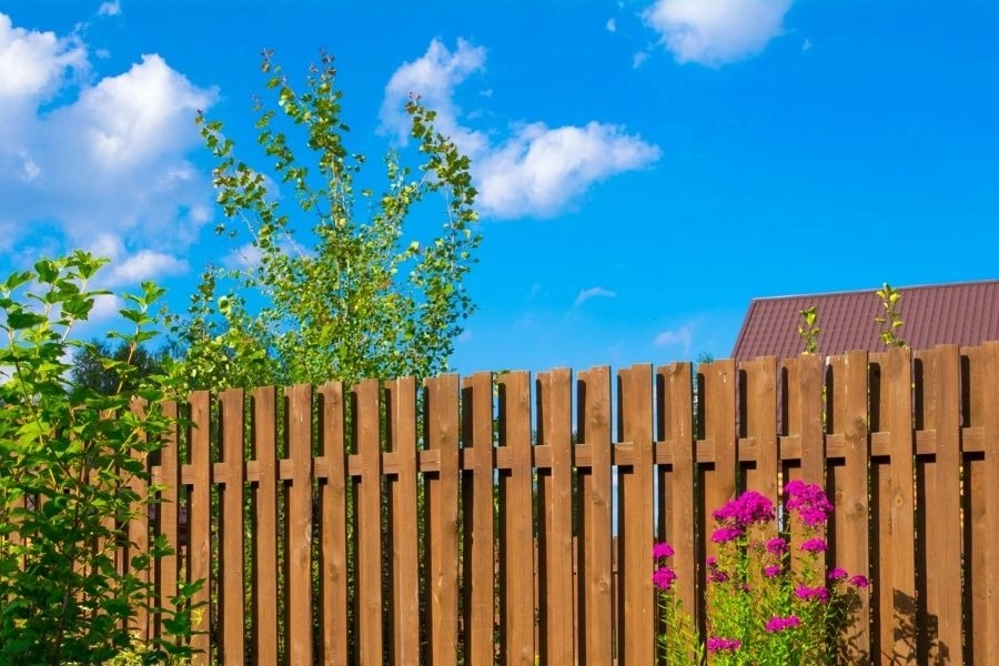 Tips for Choosing the Best Fence for Your Home -