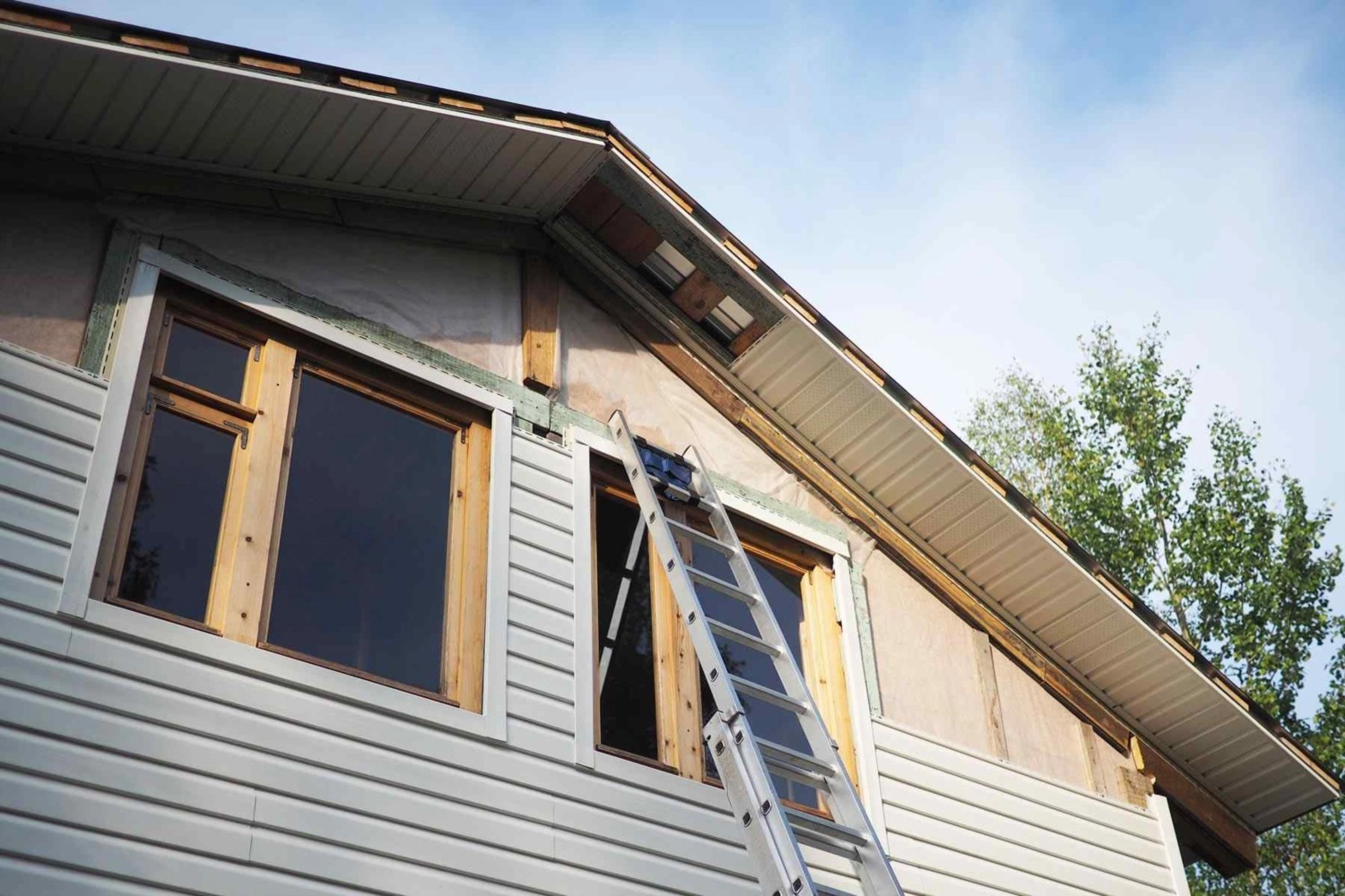 Top Reasons for Siding Damage: What You Need to Know