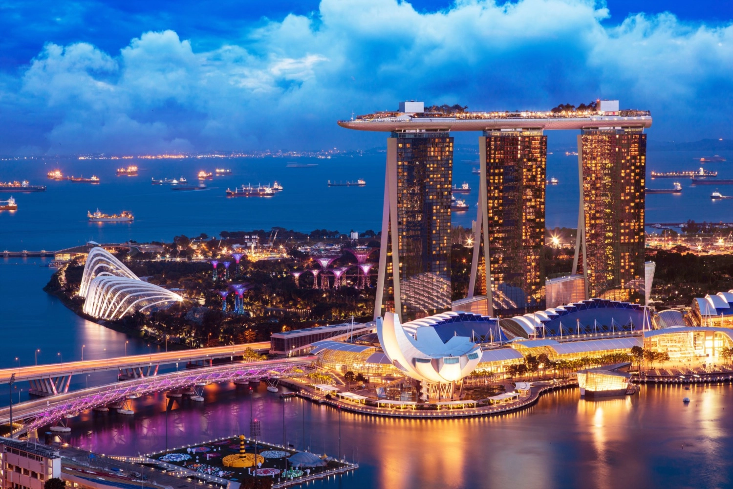 Top reasons to buy a home in Singapore -