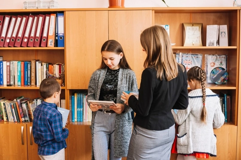 Unlocking the Benefits of Self-Storage Services for Students -