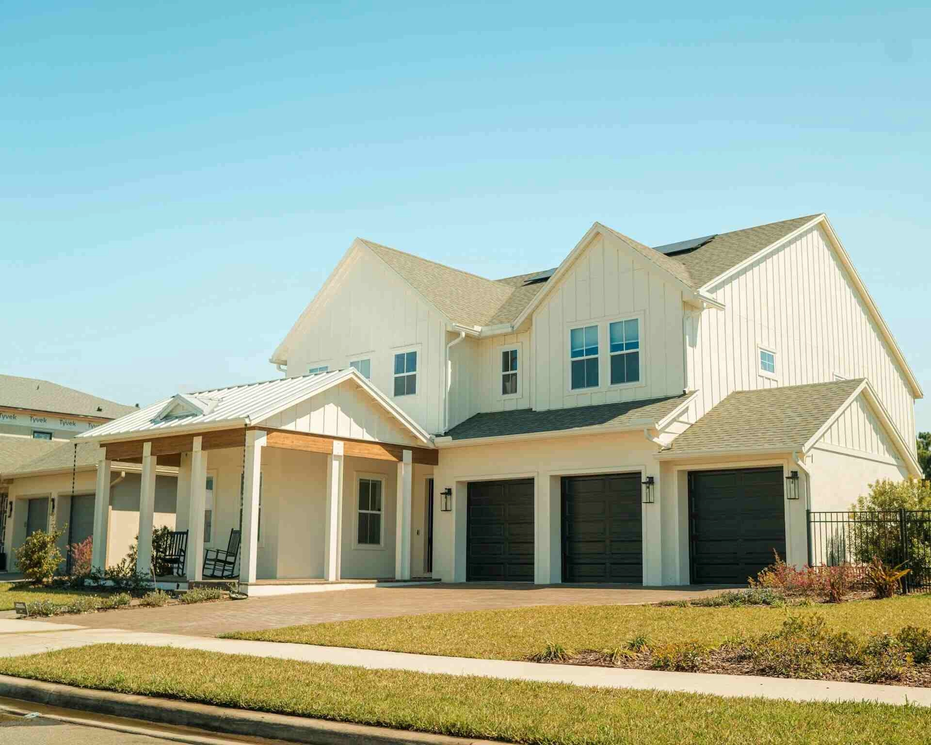 How to Choose a Roofing Style: A Practical Guide for Homeowners