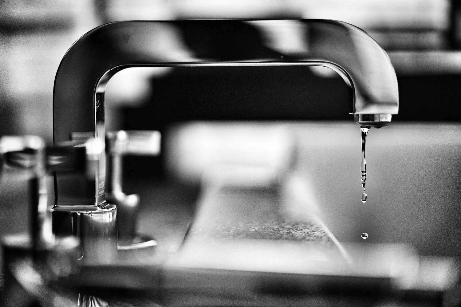 What Clogged Drains Can Reveal About a Home Before You Buy