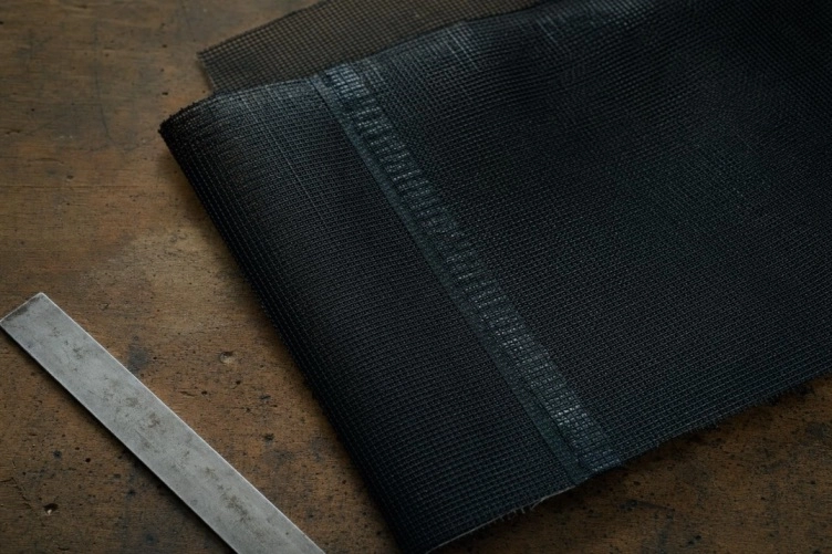 How to Choose Black Mesh Fabric for Privacy, Shade, and Durability