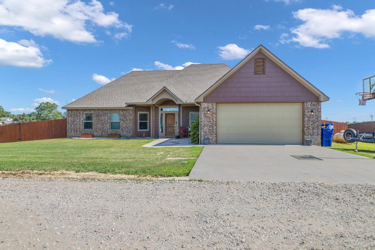 76 Paris Ave, Durant, OK – photo 4