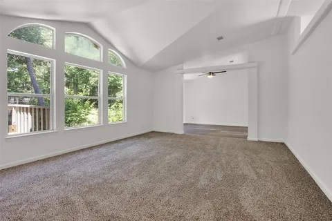 Interior at 109 Scenic Dr, Pottsboro TX