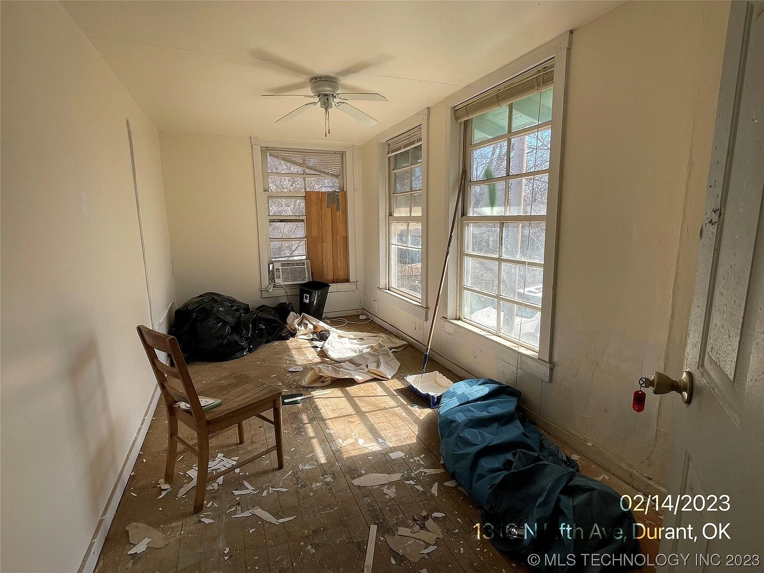 Interior at 1318 N 5th Avenue #1/2, Durant OK